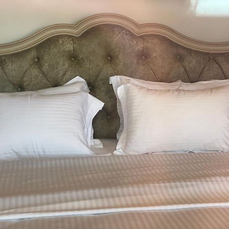 Petrino Hotel Palaios Panteleimonas Bagian luar foto